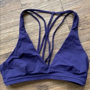 Lululemon Free to be Serene bra